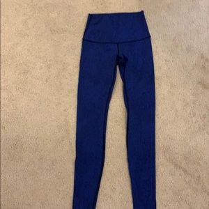 lululemon wonder under leggings 28” size 6 in blue
